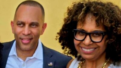 Congressmembers Hakeem Jeffries and Sydney Kamlager-Dove at fundraiser for DCCC - courtesy photo