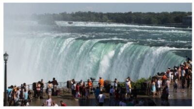 Niagara Falls at Brink