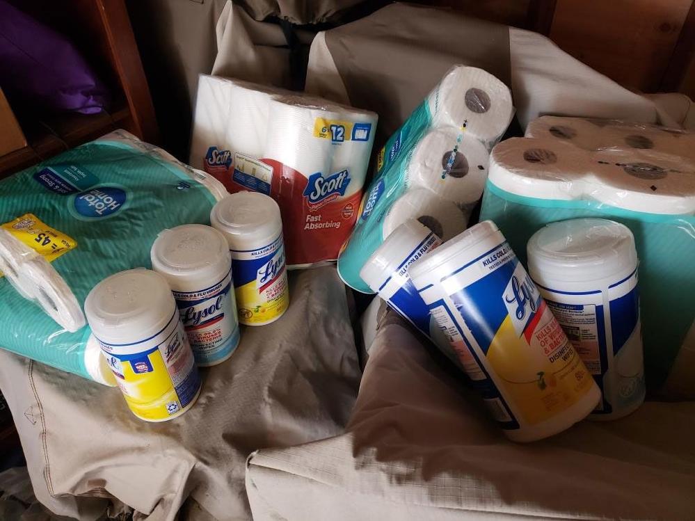 Nonperishable goods (Courtesy Gaylon Alcaraz via CNN Newsource) 