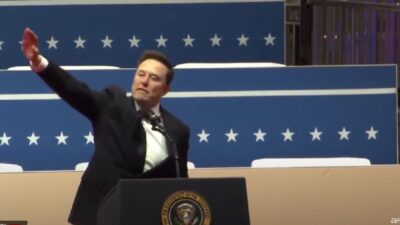 Elon Musk (Hitler salute) - via screenshot
