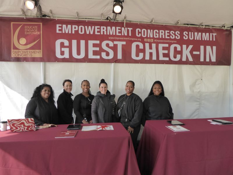Guest Check-In Table: Photo Credit, Ricky Richardson