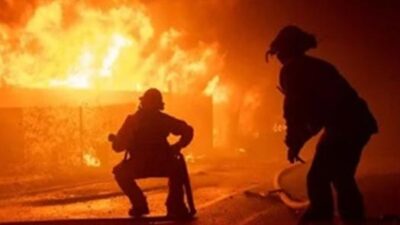 Hollywood Hills fire - screenshot