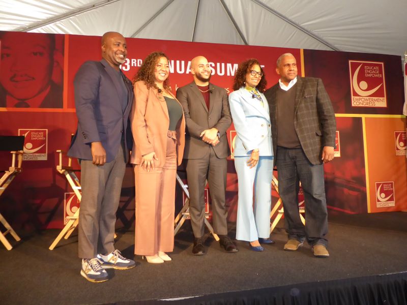 Tavis Smiley (right) and Public Policy Panel: Photo Credit, Ricky Richardson