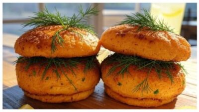 fried salmon burgers