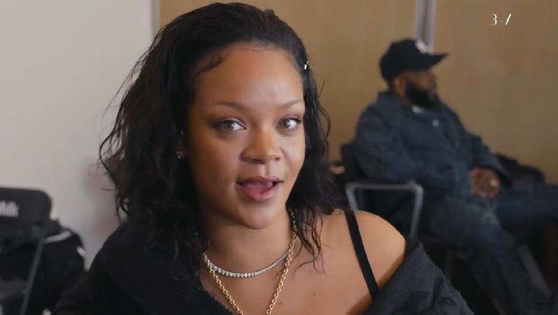 Rihanna - Harper's Bazarr
