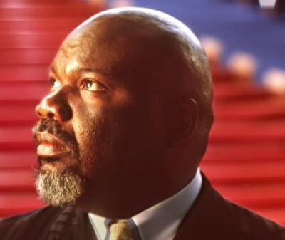 TD Jakes - TV One screenshot