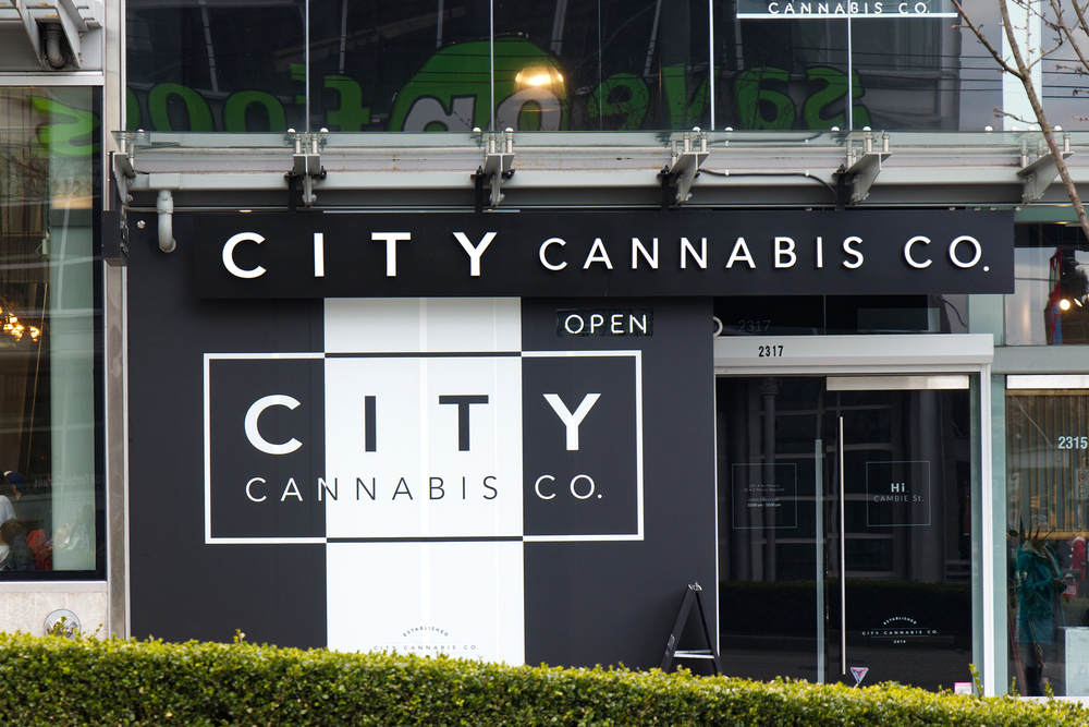 Marijuana Legalization: Failed Promises, Disillusionment // Cannabis Dispensary - Depositphotos