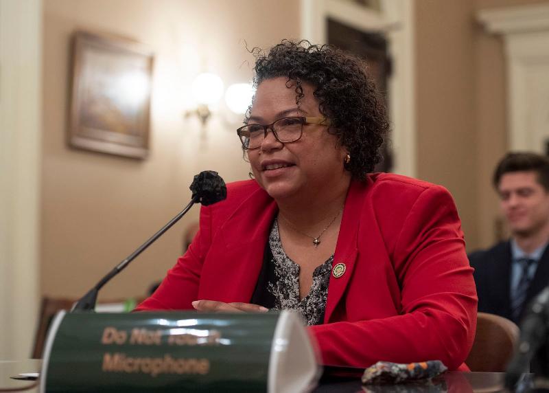 Mia Bonta - via Mia Bonta