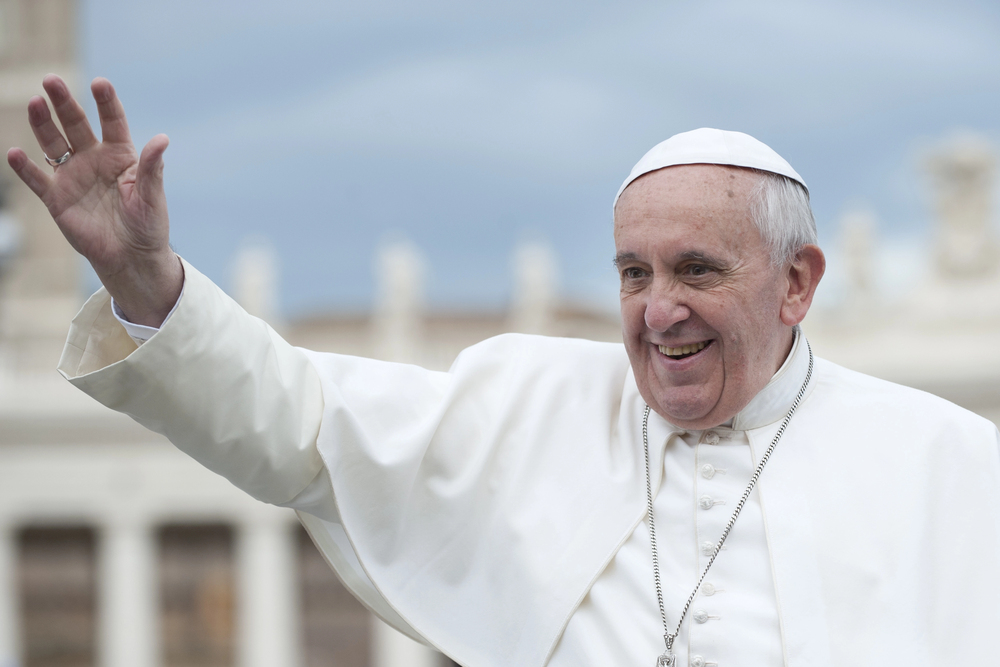 A Flight, White Smoke, and the Moment Pope Francis Was Chosen // Pope Francis dead at 88