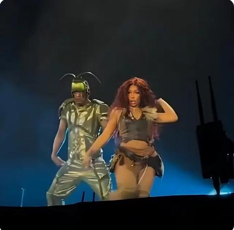 The Truth About SZA's Viral Stumble During Tour Kickoff