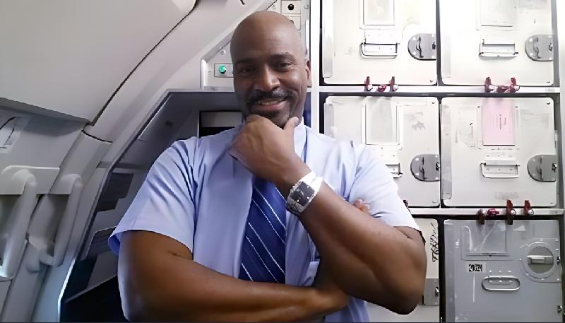 Tillman Robinson Fired by AA After Passenger Incident // Tillman Robinson - via GoFundMe