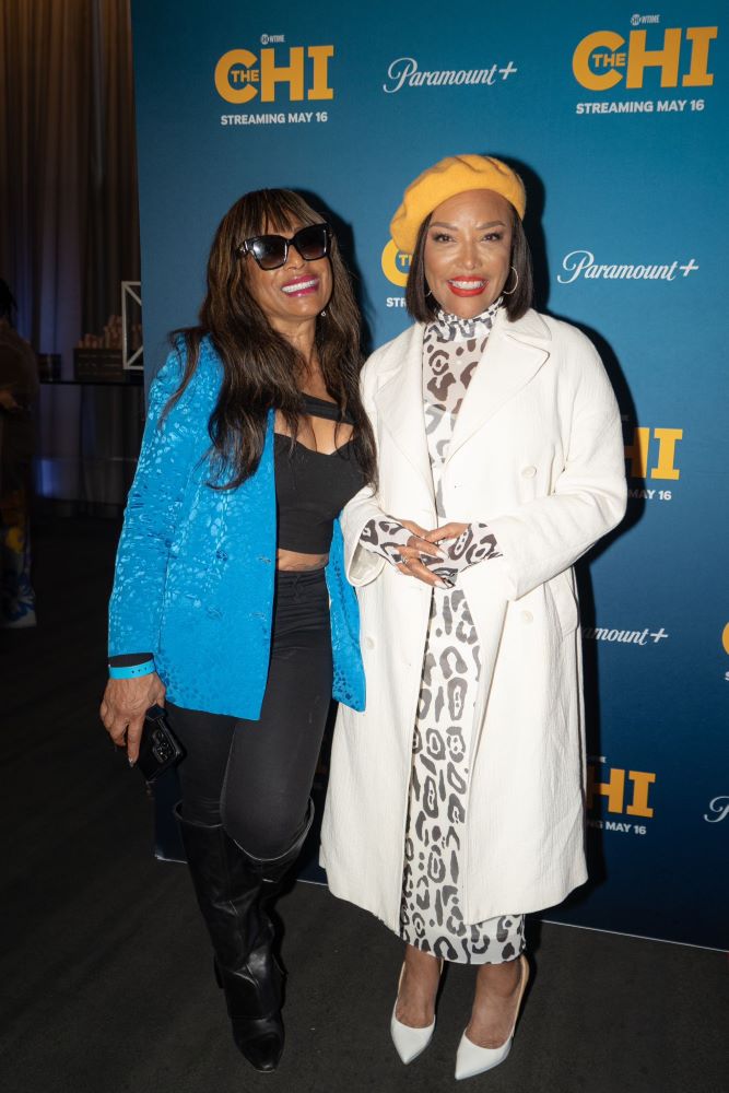 Jazmyn Summers & Lynn Whitfield (photo by Melissa Nyomi Stoll of Melshotya) resize
