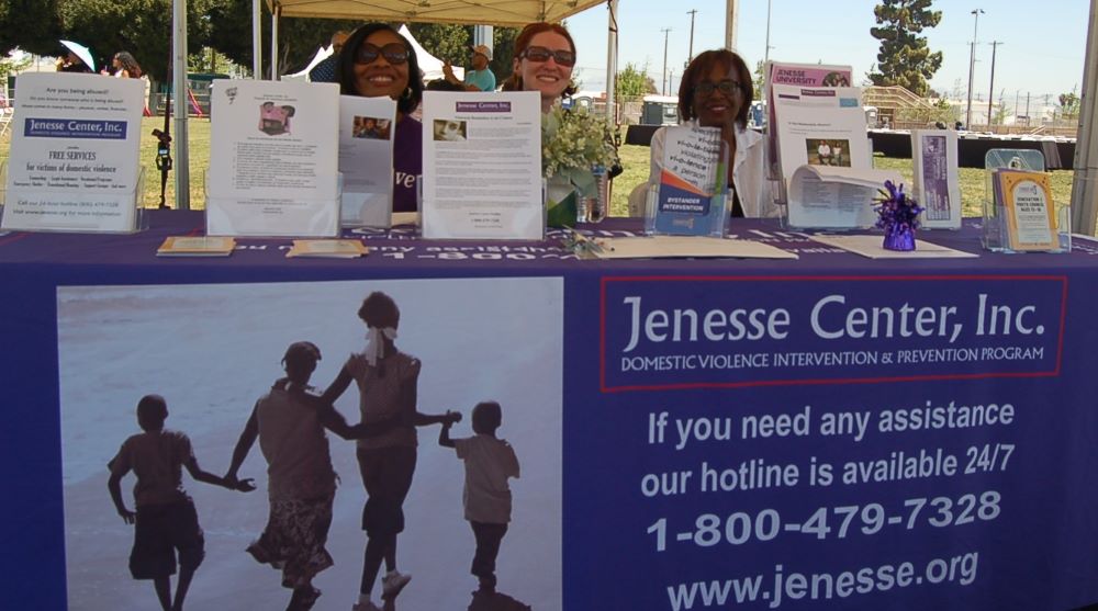 L.A. Hosts First Mother&rsquo;s Day Music Festival for Awareness Jenesse Center, Inc. Staff: Photo Credit, Ricky Richardson