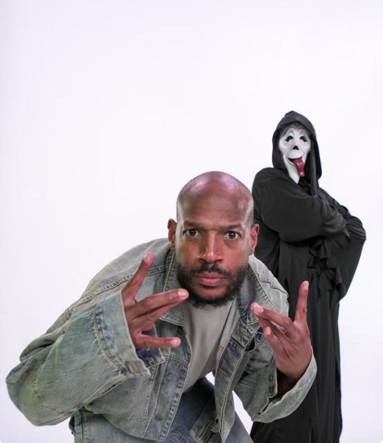 Marlon Wayans - Scary Movie - via X