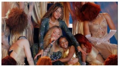 Blue Ivy, Rumi Carter -Beyonc&eacute;