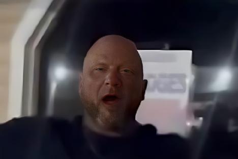 White Mississippi man - screenshot