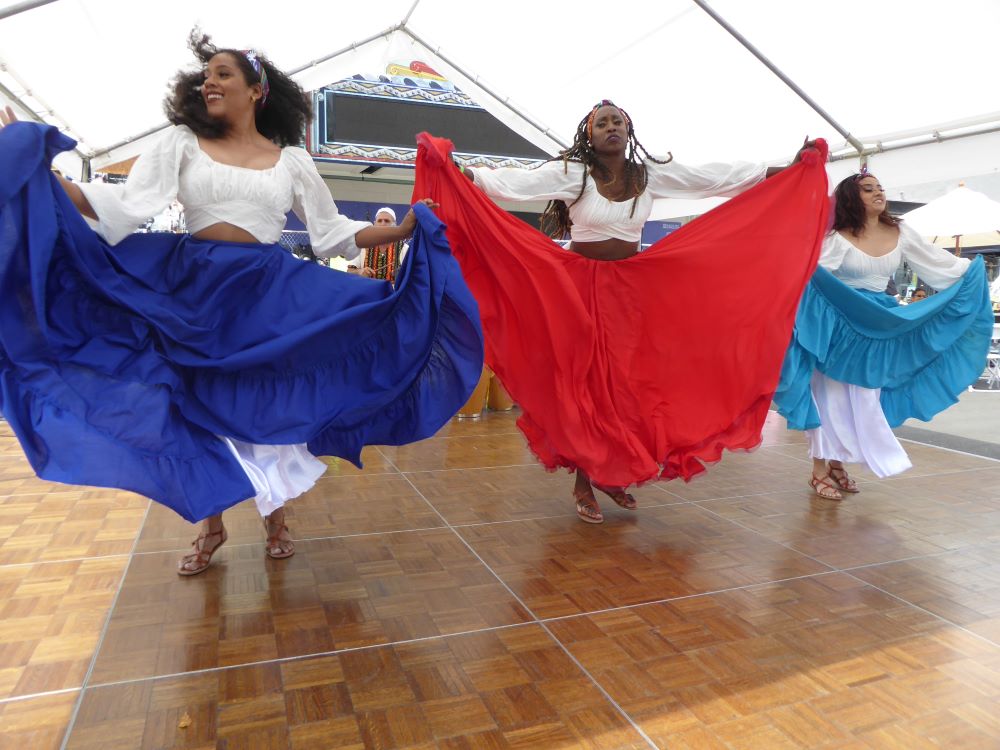 Ocandeniye Dance Company: Photo Credit, Ricky Richardson