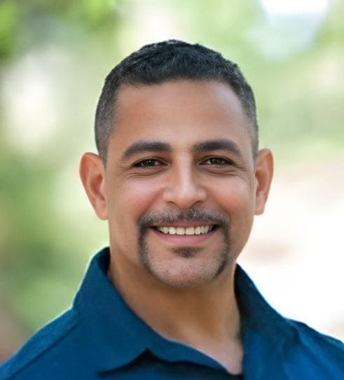 Craig J. De Luz