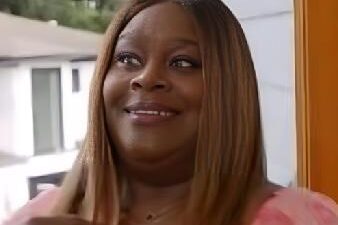 Retta - YouTube screenshot