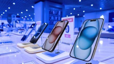 Smartphones - via Depositphotos