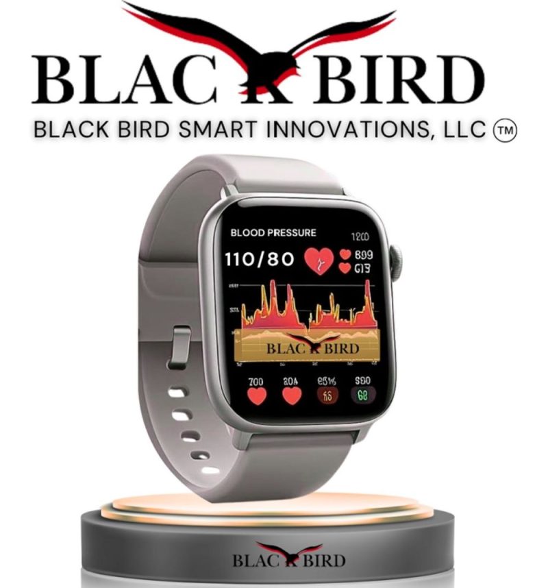 Black Bird Smart Wristband (photo courtesy Lynn Hobson PR)