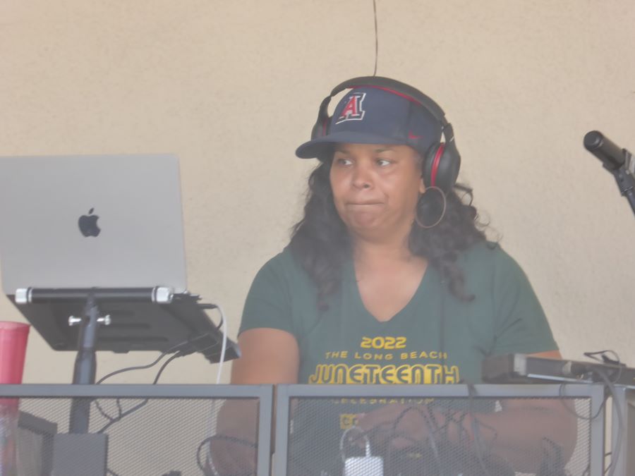 DJ JIJI Sweet: Photo Credit, Ricky Richardson