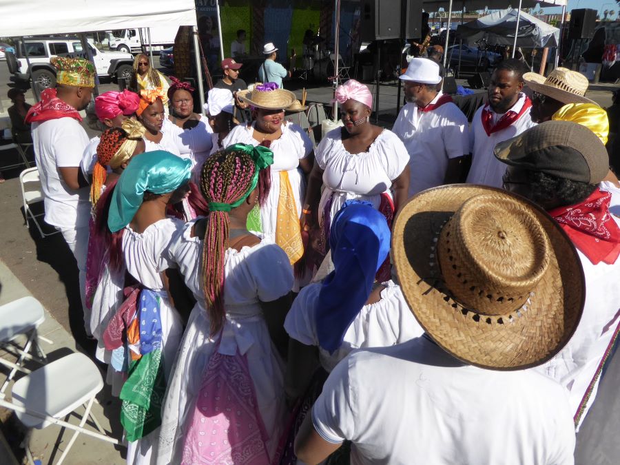 Grupo Emikek&eacute;: Photo Credit, Ricky Richardson