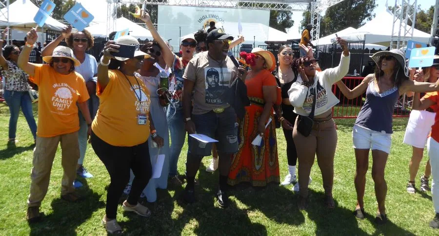 Major and Inglewood Family Unity Day Guests: Photo Credit, Ricky Richardson