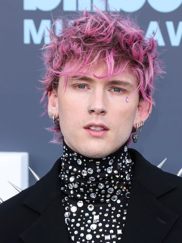 Machine Gun Kelly / MGK