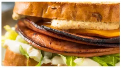 Bologna Sandwich