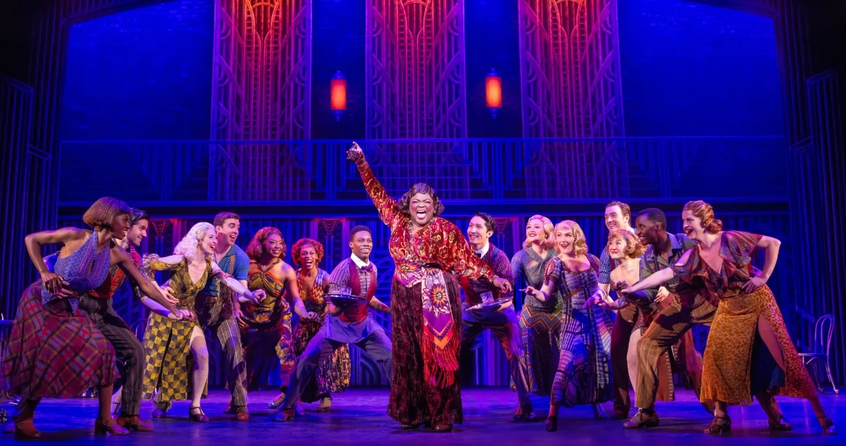 Tarra Conner Jones (Sweet Sue) and the First National Touring Company of SOME LIKE IT HOT. Photo by Matthew Murphy