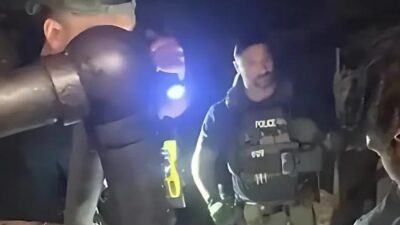 Trump Cops Confront DC dudes smoking cigarettes on stoop - screenshot