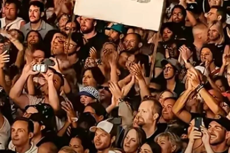 Will Smith AI crowd