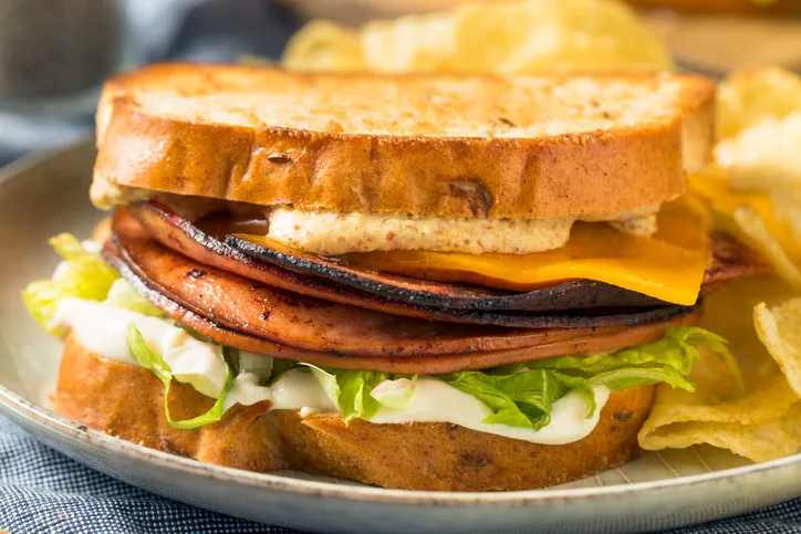 Bologna Sandwich
