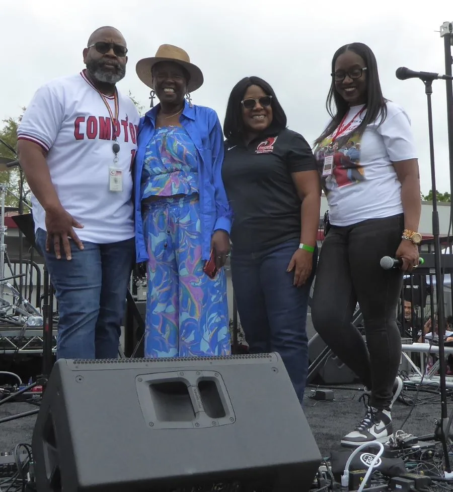 Dr. Keith Curry, Barbara Jean Calhoun, Juanita Doplemore and Lynette Adams-Goodson: Photo Credit, Ricky Richardson