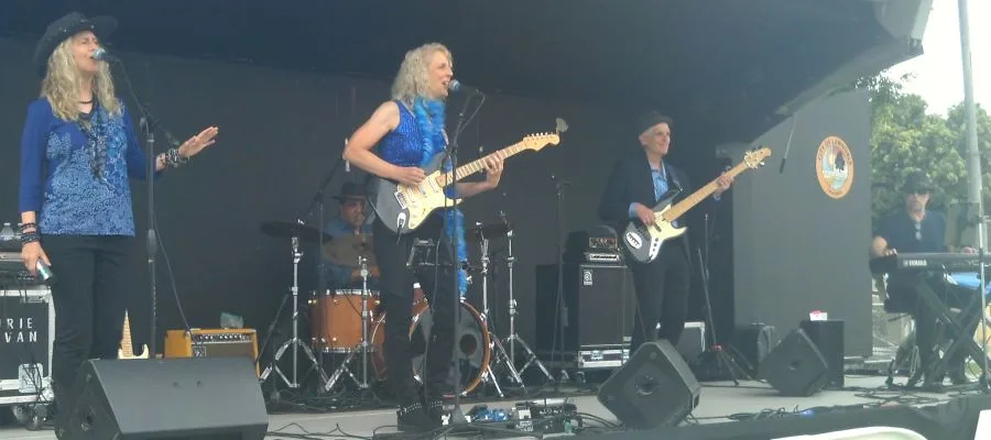 Laura Morvan Band: Photo Credit, Ricky Richardson