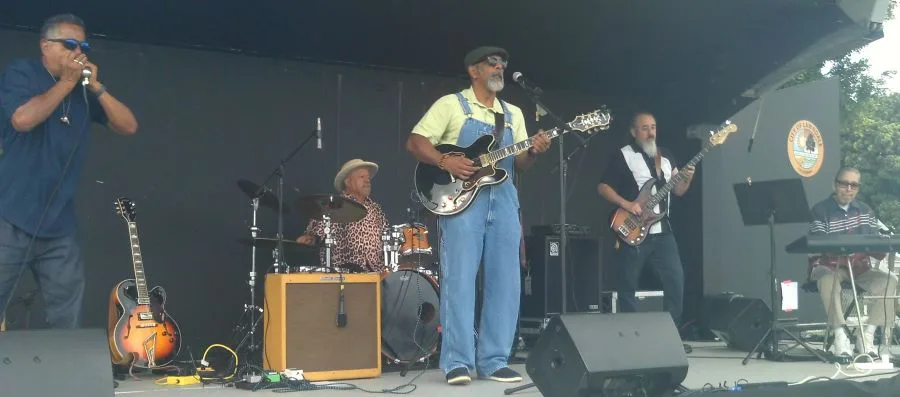 Uncle Vic & The Blues Maestros: Photo Credit, Ricky Richardson