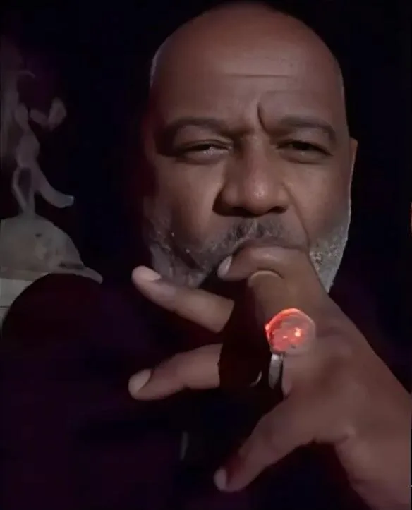 Brian McKnight (with cigar) - screenshot