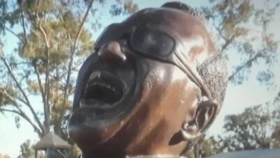 Ray Charles Bust - screenshot