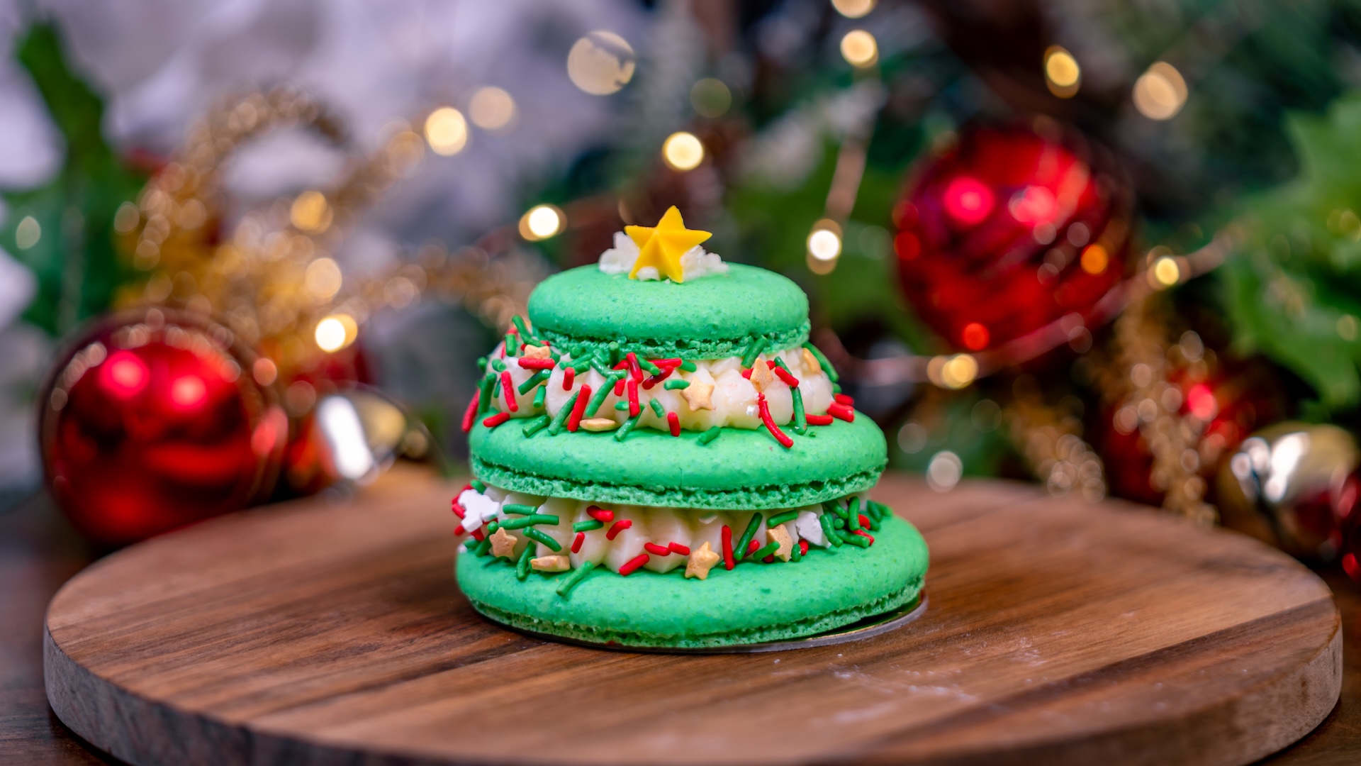 White Mocha-Peppermint Tree-shaped Macaron filled with peppermint buttercream and a coffee bundt cake center (Available Nov. 14 through Dec. 14) (New) Jolly Holiday Bakery Cafe. Location: Main Street, U.S.A.