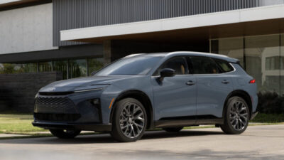 2025 Toyota Crown Signia