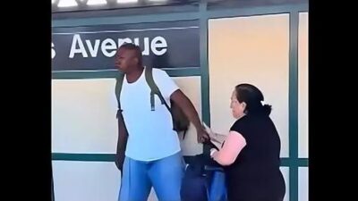 Karen Claims Black Man Stole Her Bag - screenshot