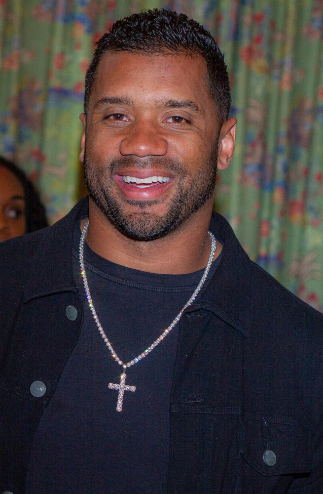 Russell Wilson at Sarah's Oil Screening (photo by Melissa Nyomi Stoll of Melshotya)