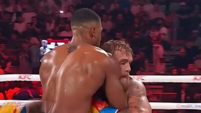 Anthony Joshua and Jake Paul - screenshot