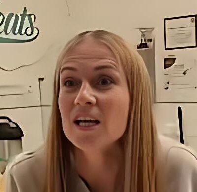 Cinnabon worker Crystal Wilsey - screenshot