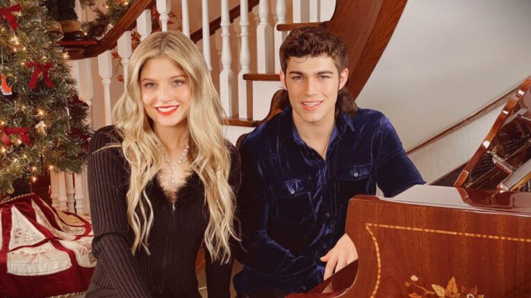 Juna N Joey Country music artists.