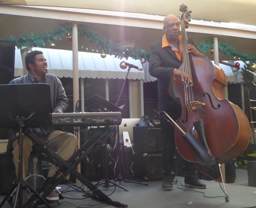 Robert Turner and Kevin O'Neal: Photo Credit, Ricky Richardson