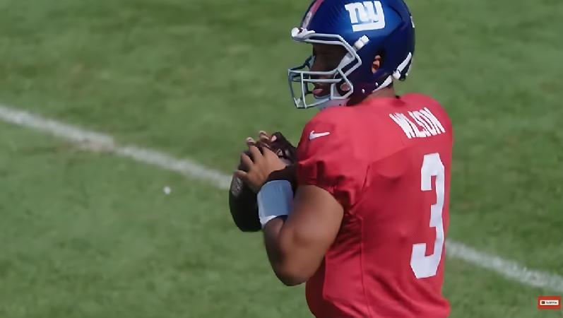 Russell Wilson (NYGiants) - screenshot