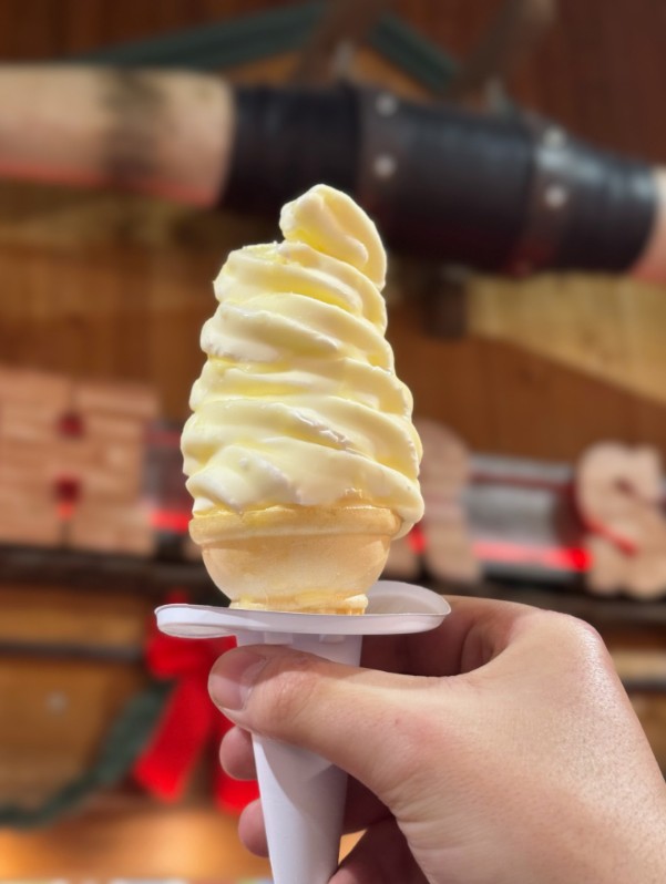 Ice cream dipped in butter 