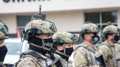 ICE agents - via eurAI